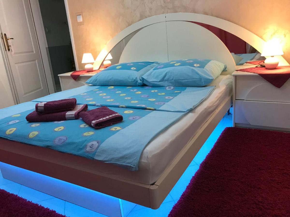 Guesthouse Rebel Deliblato Eksteriør billede