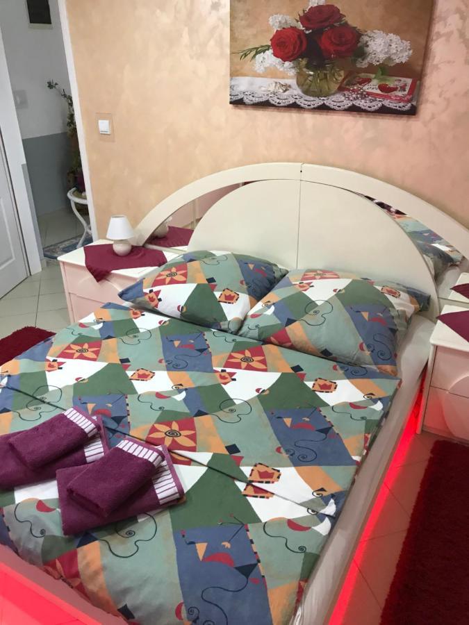 Guesthouse Rebel Deliblato Eksteriør billede
