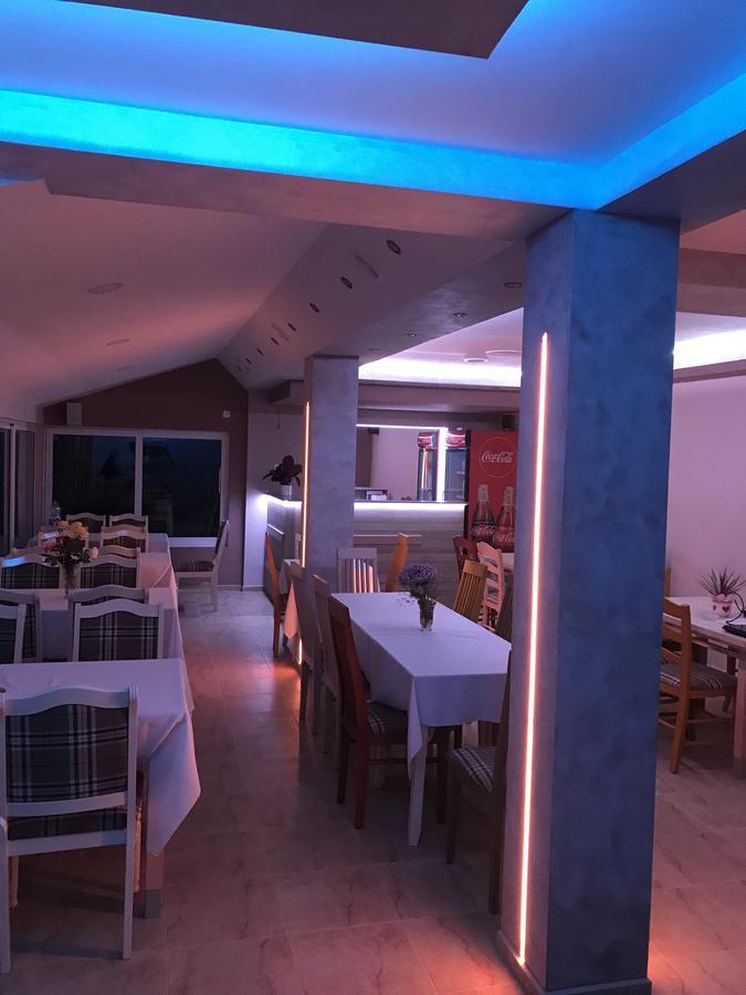 Guesthouse Rebel Deliblato Eksteriør billede